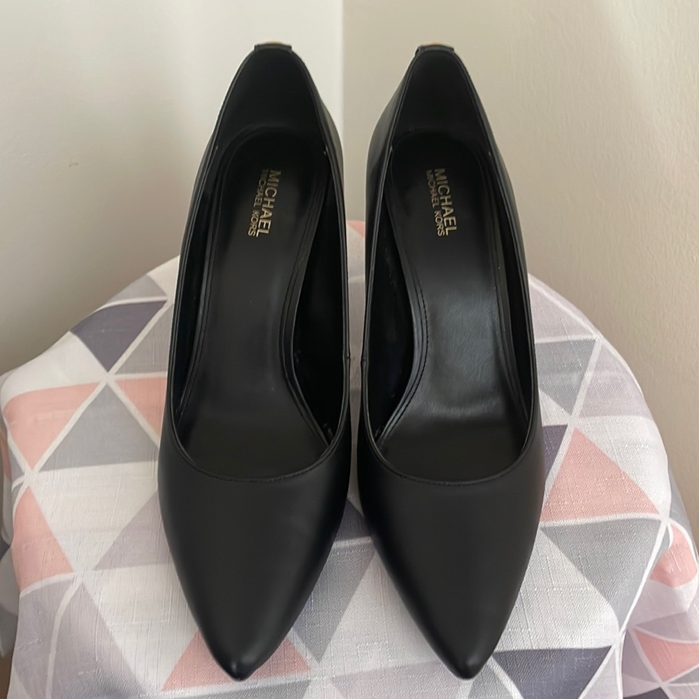 High heel shoes